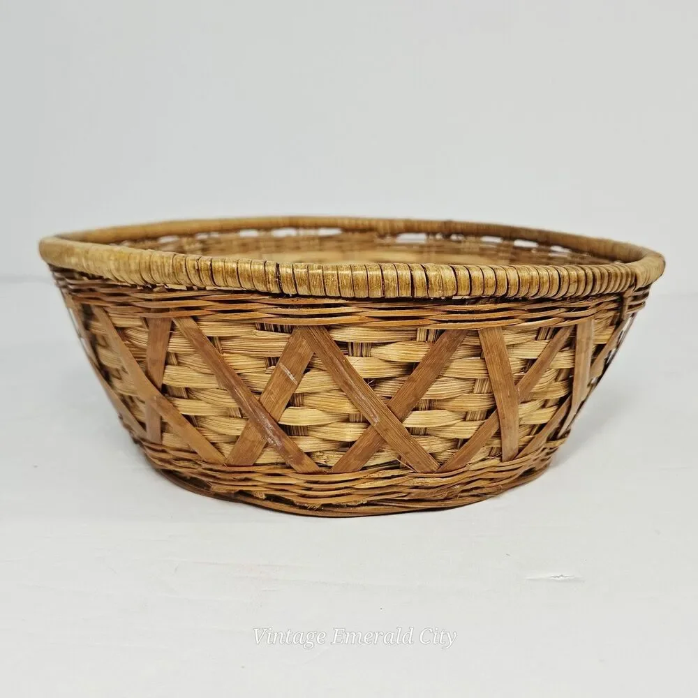 Vtg Round Open Woven Wicker Ratan Basket Catch All Bread Boho Decor MCM Handmade